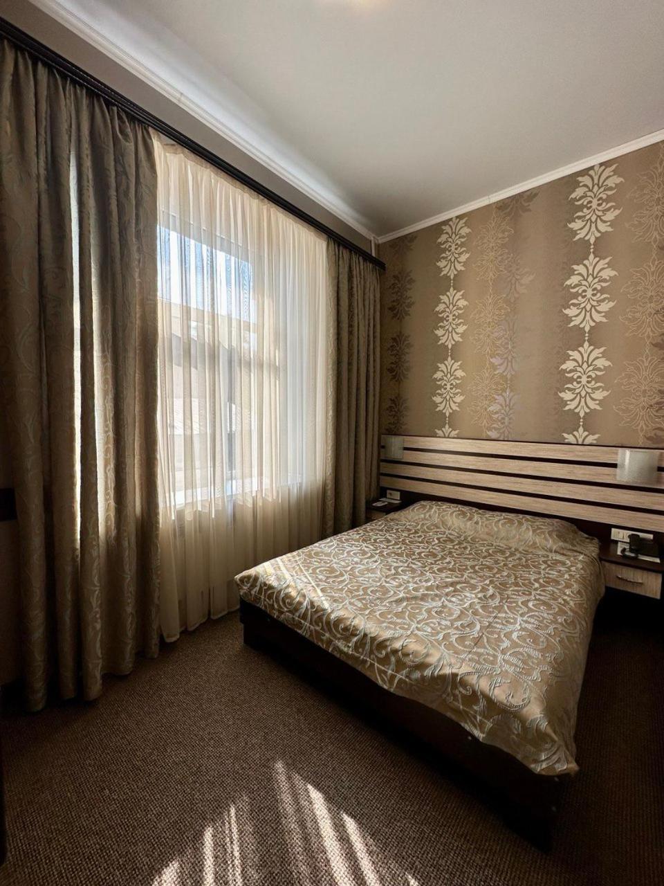 Classic Hotel Kharkiv Eksteriør bilde